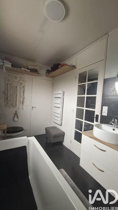 Maison - 93 m² - 4 pièces