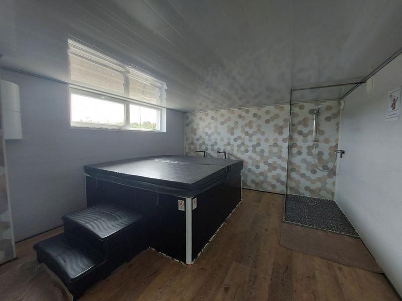 Maison - 184 m² - 8 pièces