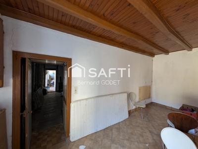 Maison - 143 m² - 5 pièces