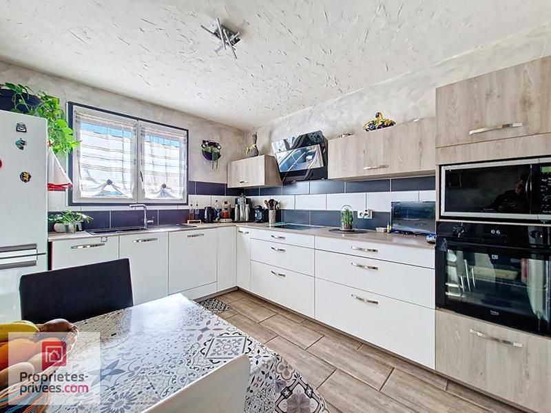 Maison - 98 m² - 4 pièces