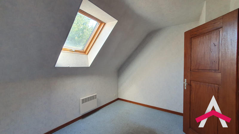 Maison - 196 m² - 7 pièces