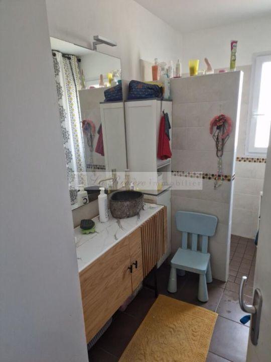 Pavillon - 90 m² - 5 pièces