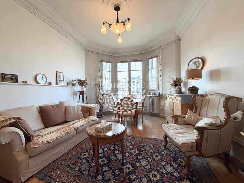 Appartement - 75 m² - 3 pièces