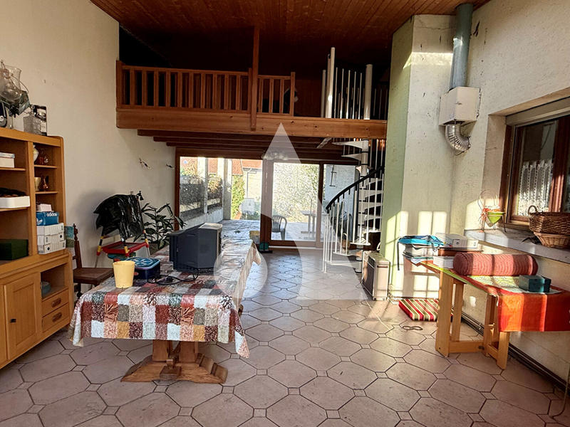 Maison - 165 m² - 4 pièces