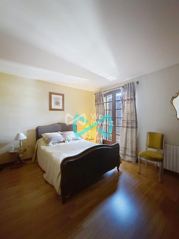 Maison ancienne - 175 m² - 6 pièces