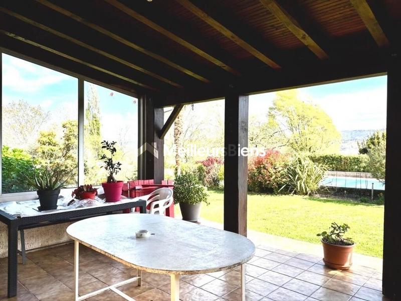 Villa - 156 m² - 6 pièces