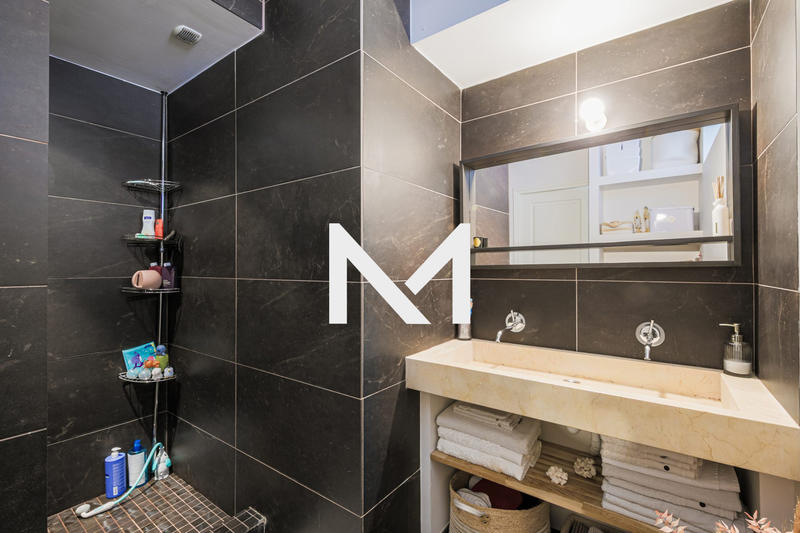 Appartement - 98 m² - 3 pièces