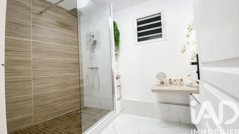 Appartement - 83 m² - 3 pièces