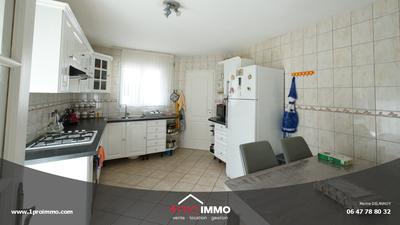 Maison - 135 m² - 6 pièces