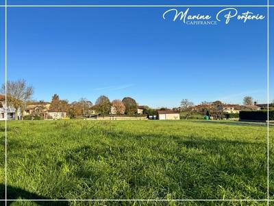 Terrain constructible - 1 170 m²