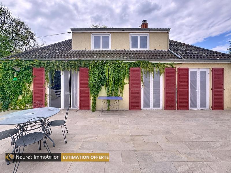 Maison - 147 m² - 7 pièces