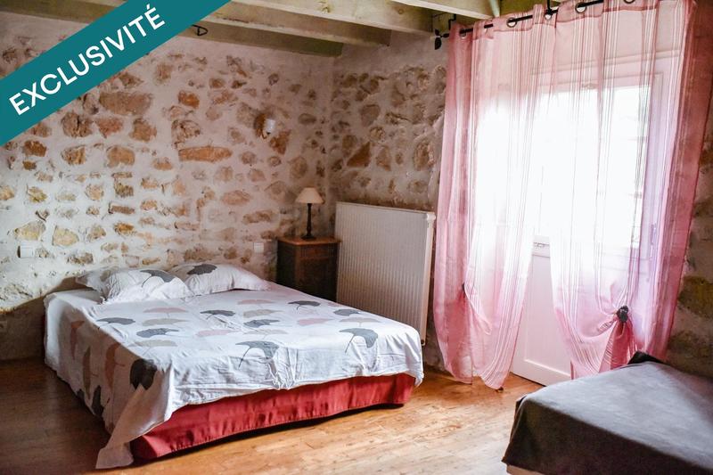 Maison - 465 m² - 15 pièces