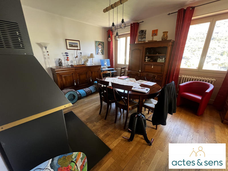 Maison ancienne - 109 m² - 6 pièces