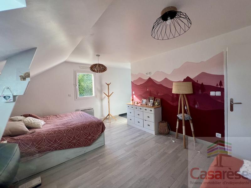 Maison - 143 m² - 5 pièces