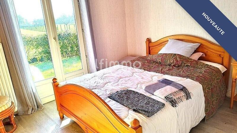 Maison - 127 m² - 8 pièces