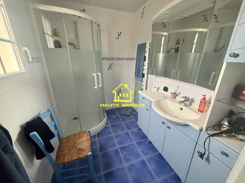 Maison contemporaine - 225 m² - 6 pièces