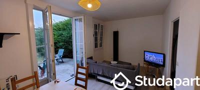 Chambre - 14 m² - 1 pièce