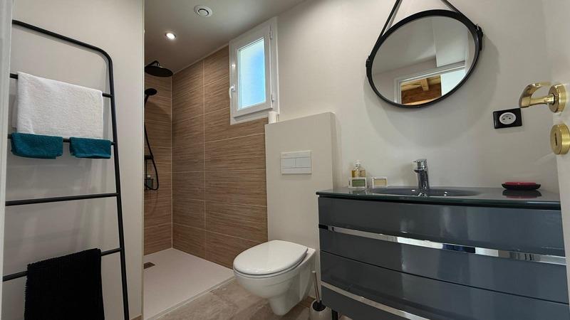 Maison - 207 m² - 5 pièces