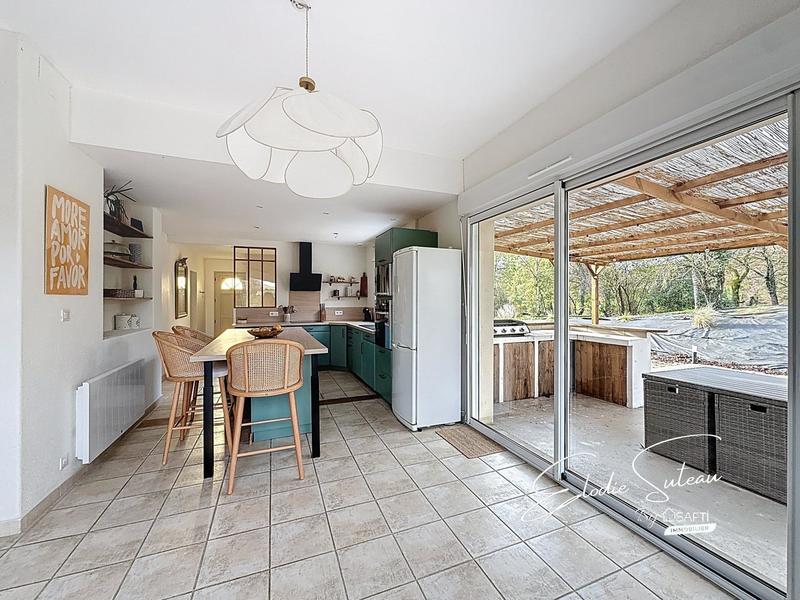 Maison - 145 m² - 6 pièces