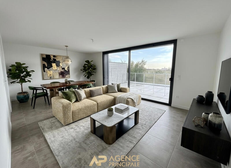 Appartement - 84 m² - 4 pièces