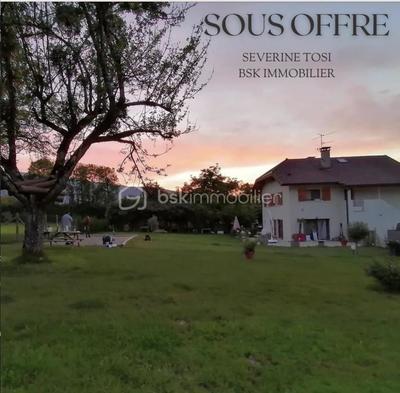 Maison traditionnelle - 165 m² - 5 pièces