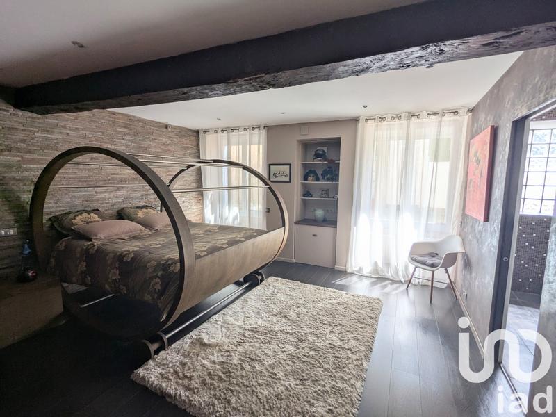 Maison - 181 m² - 5 pièces