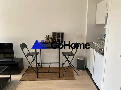 Studio - 30 m² - 1 pièce