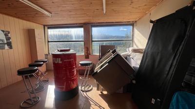 Maison - 789 m² - 4 pièces