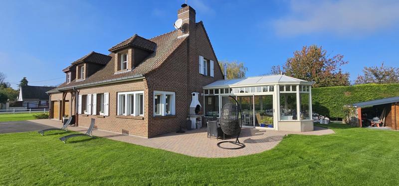 Pavillon - 197 m² - 8 pièces