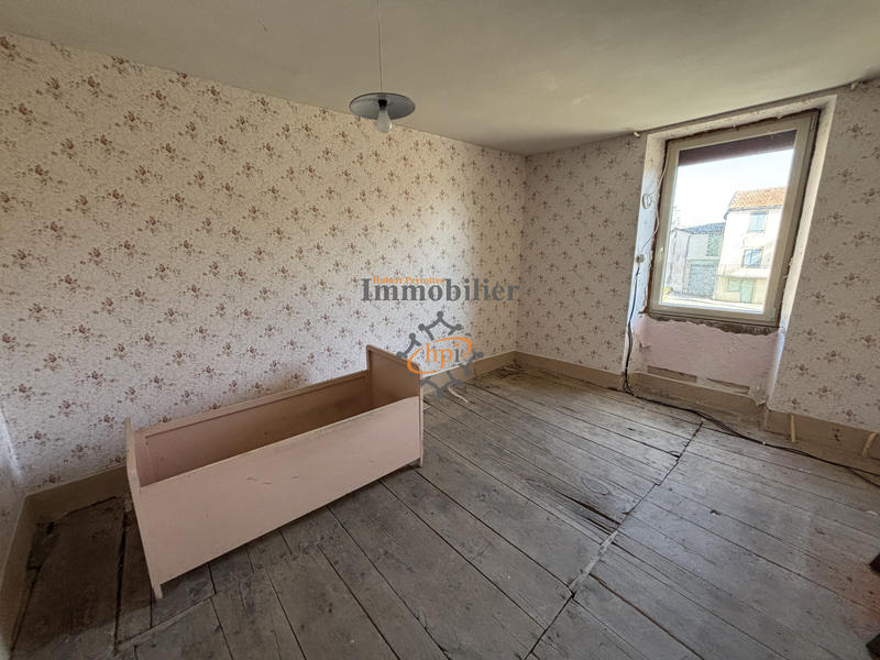 Maison - 180 m² - 6 pièces