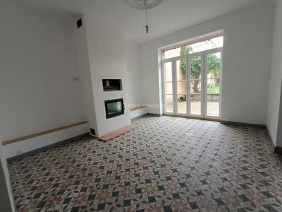 Maison - 225 m² - 9 pièces