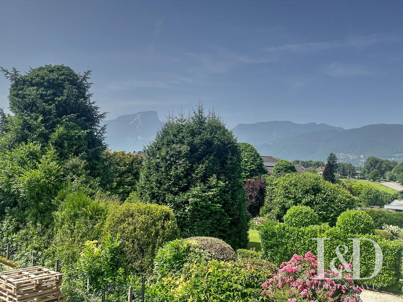 Appartement - 95 m² - 4 pièces