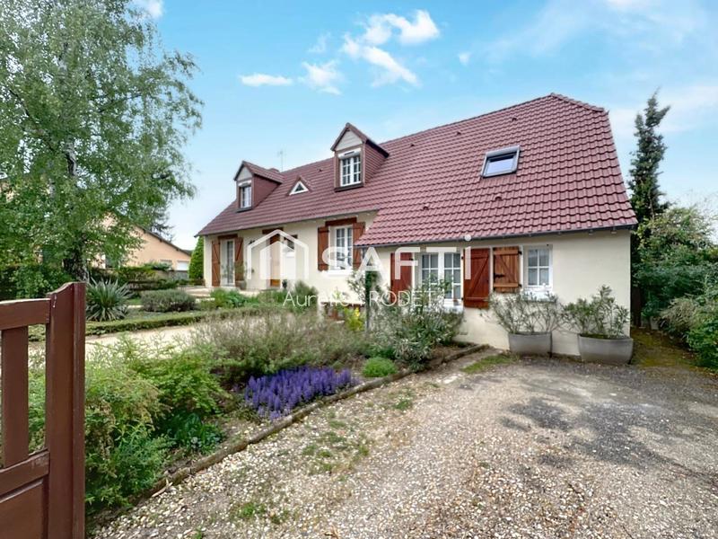 Maison - 153 m² - 9 pièces