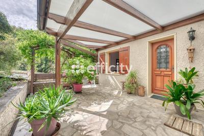 Maison - 114 m² - 5 pièces