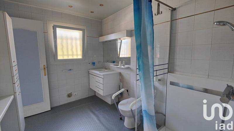 Maison - 200 m² - 7 pièces