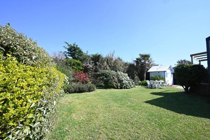 Terrain de loisirs - 300 m²