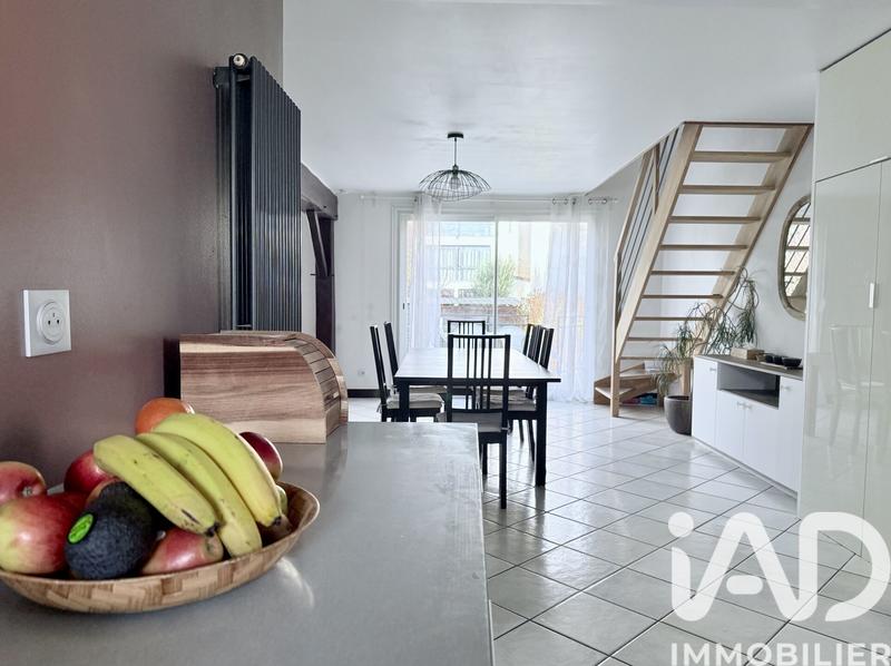 Maison - 104 m² - 6 pièces