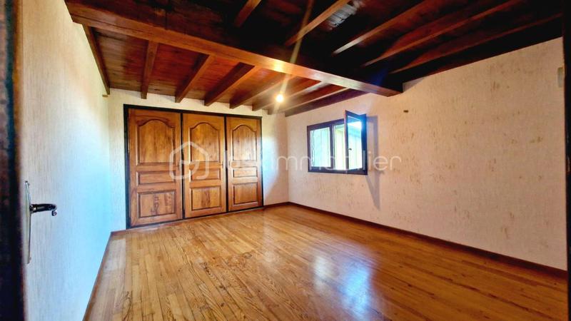 Longère - 187 m² - 8 pièces