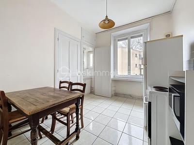 Appartement - 60 m² - 3 pièces