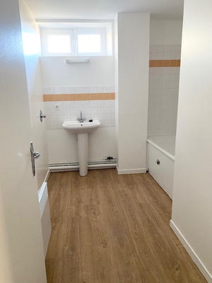 Appartement - 95 m² - 5 pièces