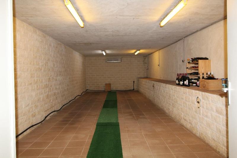 Demeure - 340 m² - 12 pièces