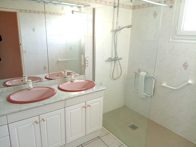 Maison contemporaine - 166 m² - 6 pièces