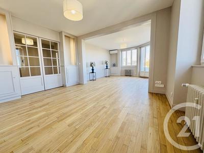 Appartement - 88 m² - 4 pièces