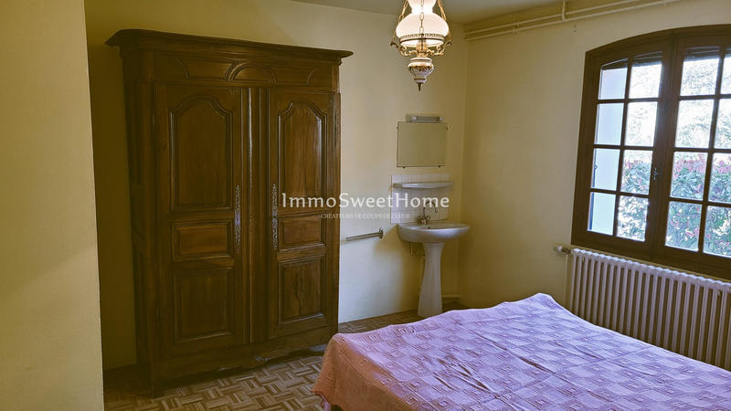 Villa - 230 m² - 8 pièces