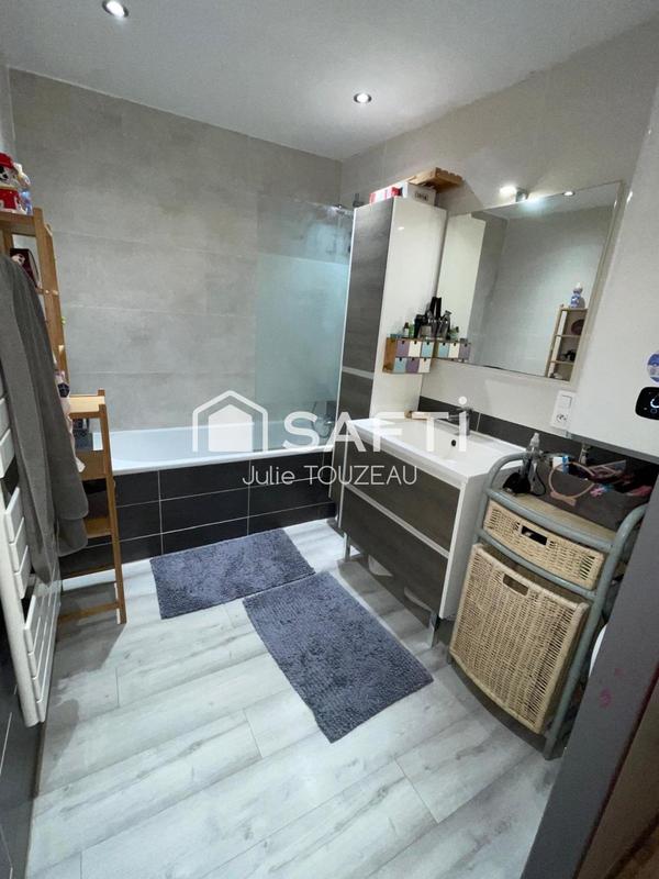 Maison - 77 m² - 3 pièces