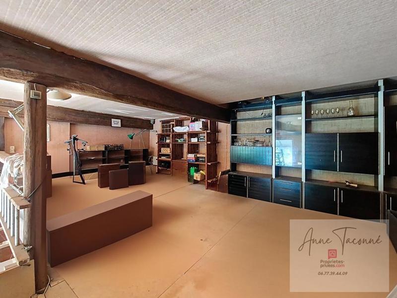 Maison - 200 m² - 6 pièces