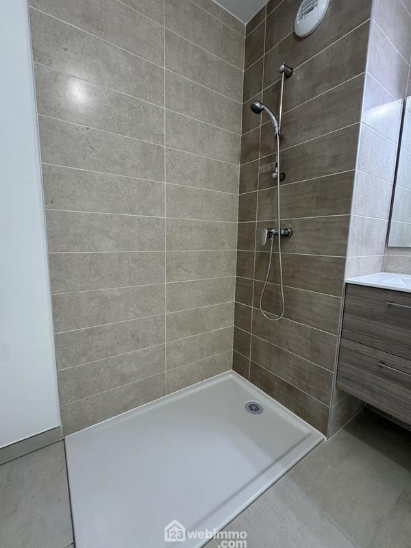 Appartement - 57 m² - 3 pièces