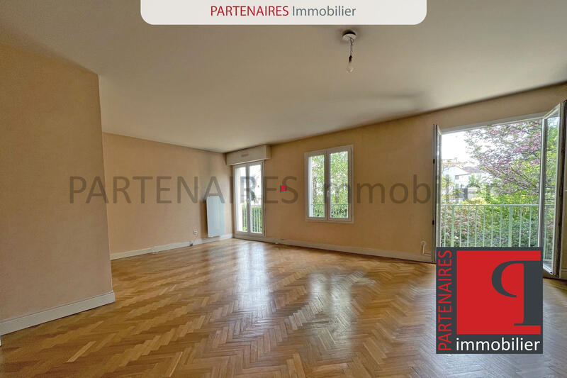 Appartement - 110 m² - 6 pièces