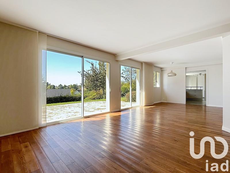 Maison - 210 m² - 7 pièces