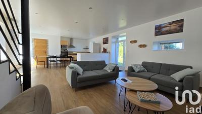 Maison - 160 m² - 8 pièces